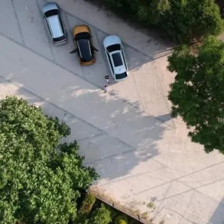 Art Gallery 아파트